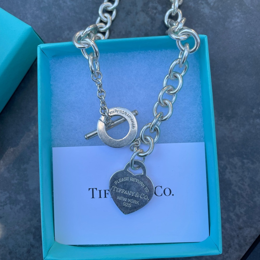 Return to Tiffany Heart Tag Toggle Necklace